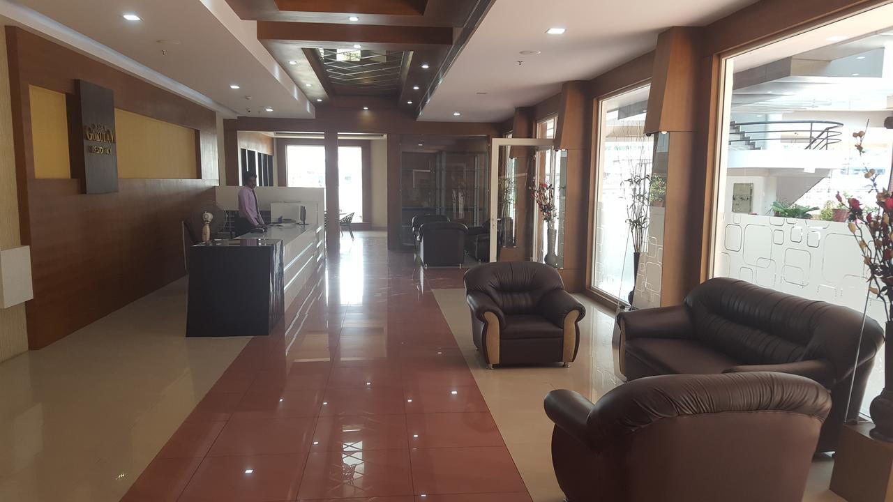 Sree Gokulam Residency Otel Thrissur Dış mekan fotoğraf