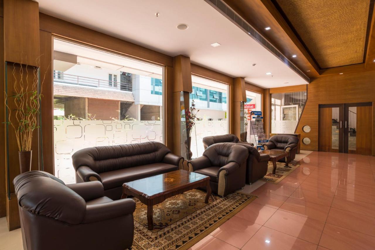 Sree Gokulam Residency Otel Thrissur Dış mekan fotoğraf
