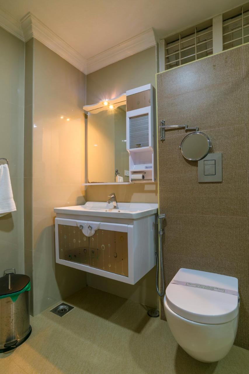 Sree Gokulam Residency Otel Thrissur Dış mekan fotoğraf