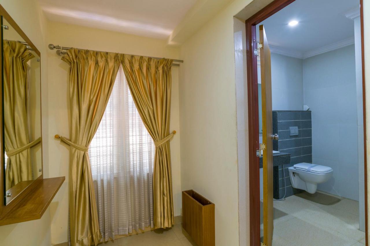 Sree Gokulam Residency Otel Thrissur Dış mekan fotoğraf