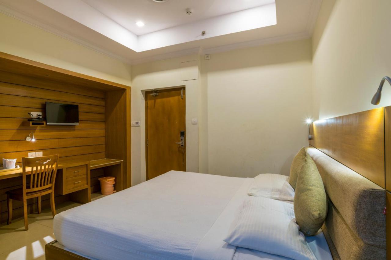 Sree Gokulam Residency Otel Thrissur Dış mekan fotoğraf