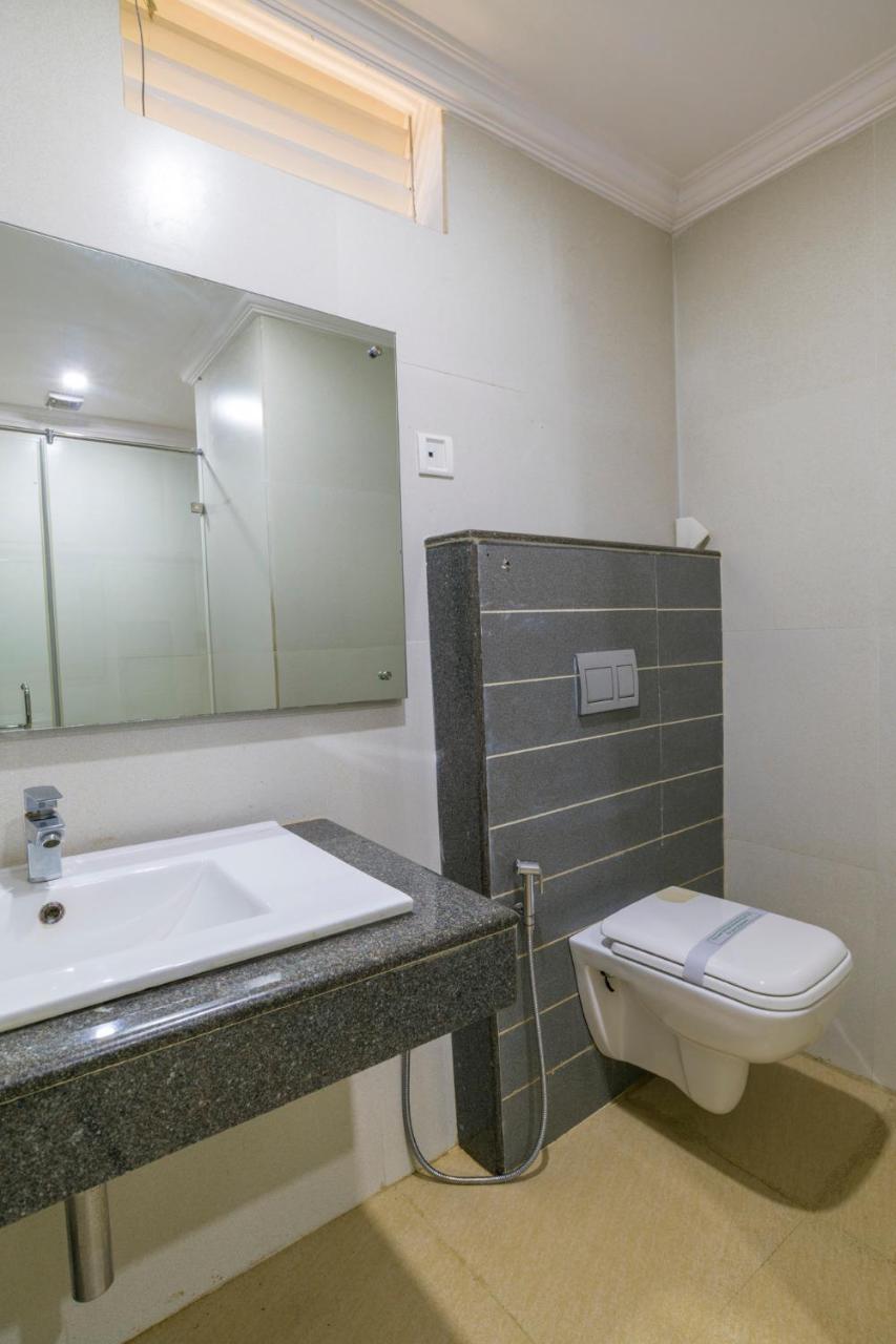 Sree Gokulam Residency Otel Thrissur Dış mekan fotoğraf
